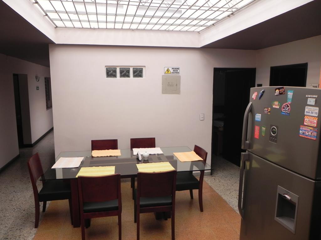 Hostal Tamarindo Inn Medellín Eksteriør billede