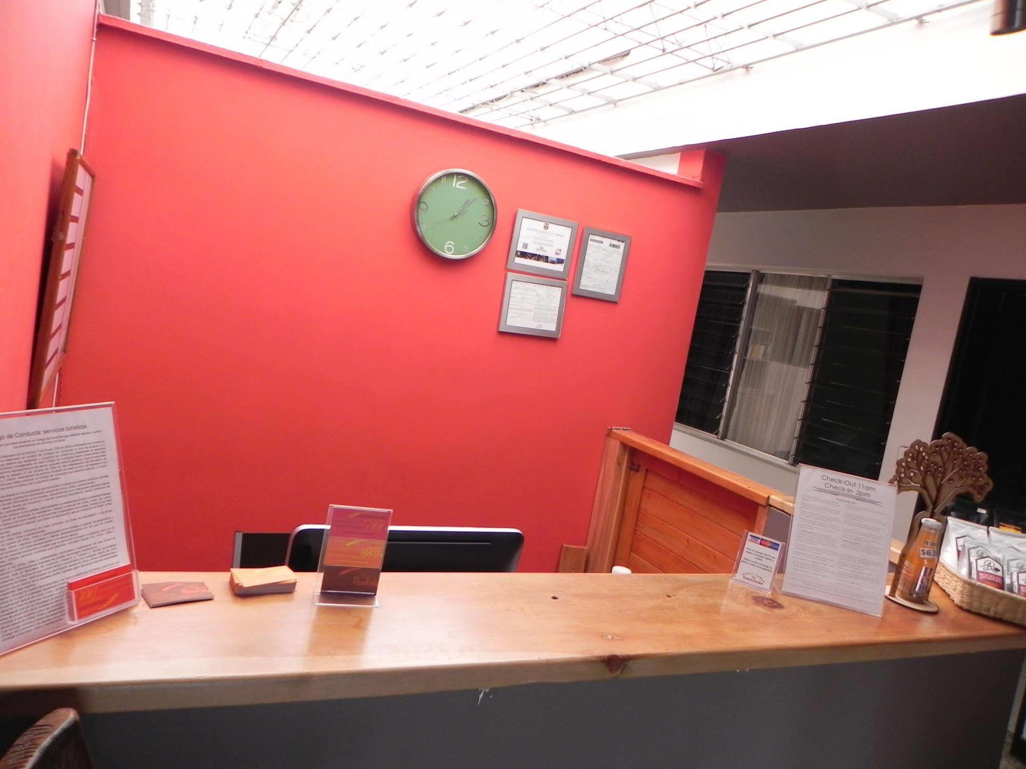 Hostal Tamarindo Inn Medellín Eksteriør billede