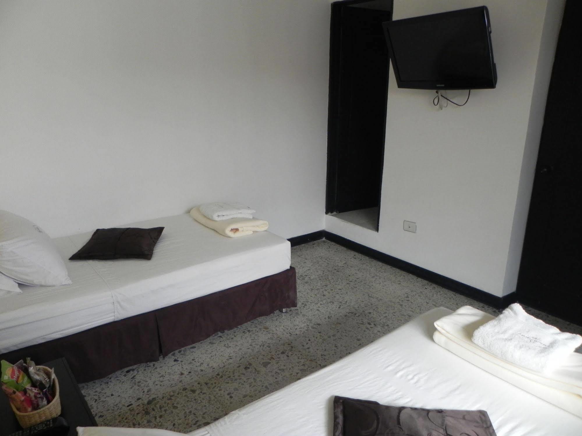 Hostal Tamarindo Inn Medellín Eksteriør billede