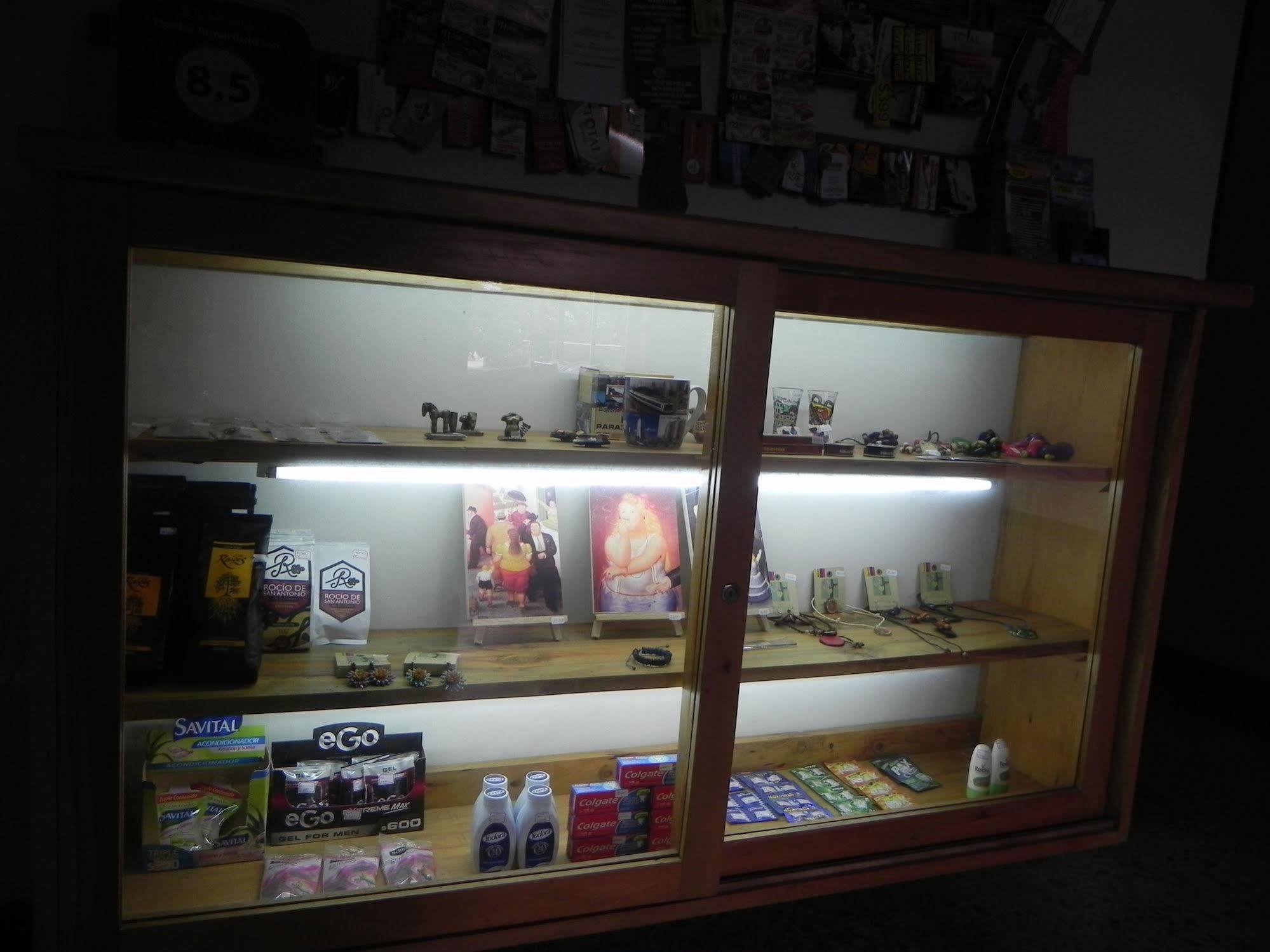 Hostal Tamarindo Inn Medellín Eksteriør billede